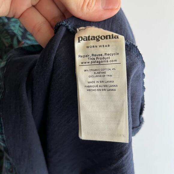 Patagonia Amber Dawn Dress Navy Green Floral S Athletic Athleisure Sporty Beach - Picture 4 of 8